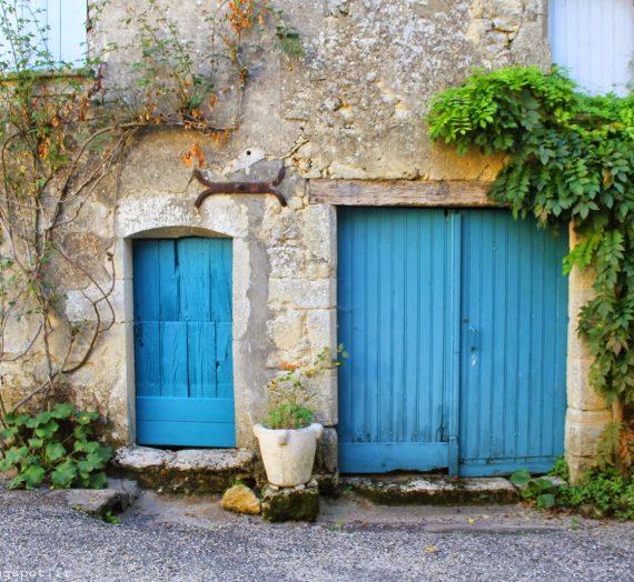 Le petit village médiaval de Castelmoron-d'Albret