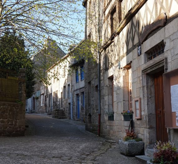 Village de Moncontour