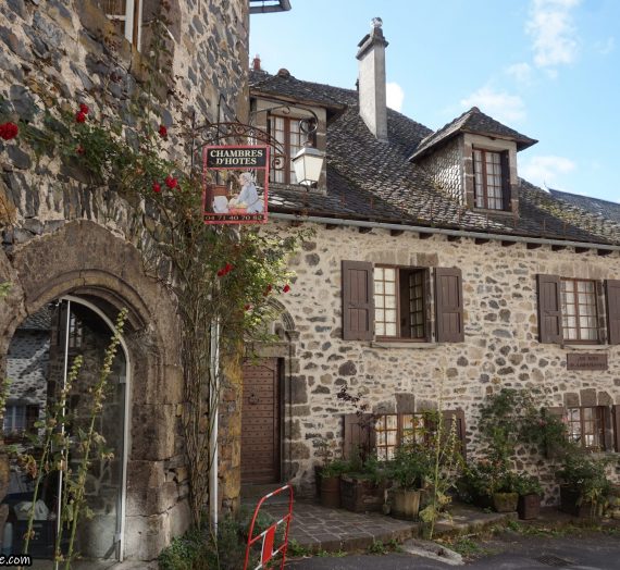 Villages de Dordogne, de Cantal et du Lot